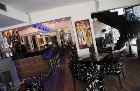 Livadhiotis City - 23