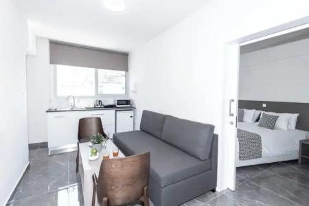 Blazer Residence - 210