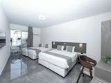 Deluxe Family Apartment with balcony and with city view