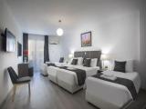 Superior Family Apartment with balcony and with city view