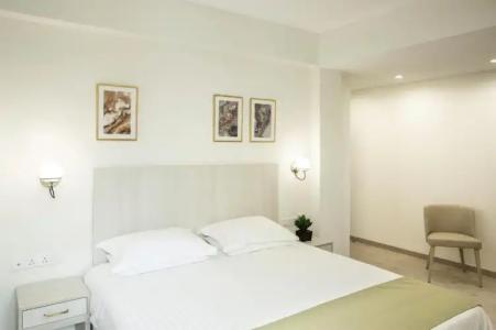 Roseum Boutique - 118