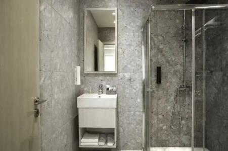 Roseum Boutique - 131