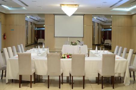 Sun Hall Beach Apartments - 41