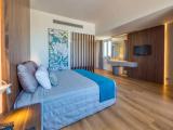 Superior Double room with balcony and with partial sea view