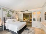 The Living Double Suite