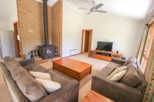 Barberry Lodge, Bright