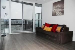 Shops at Don Mills Furnished Apartments, Toronto