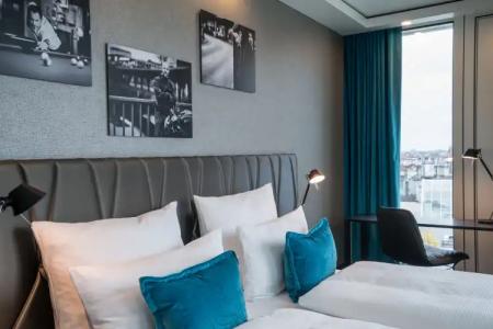 Motel One Berlin-Upper West - 3