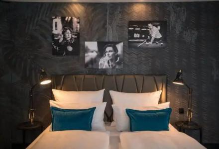 Motel One Berlin-Upper West - 2