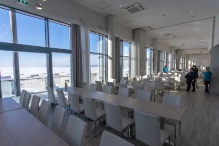 Seaside Glass Villas - 18