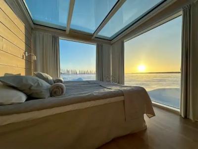 Seaside Glass Villas
