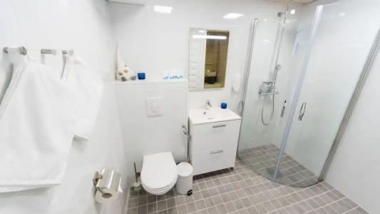 Seaside Glass Villas - 7