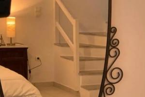 Irene`s House, Piso Livadi