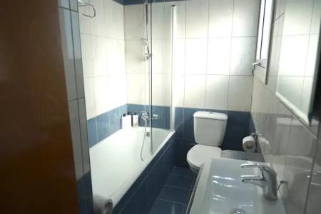 Loutsiana Deluxe Apts - 8