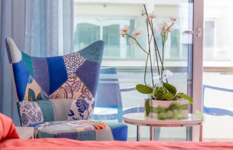 Nicholas Color - 106