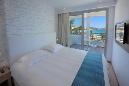 Okeanos Beach Boutique - 151