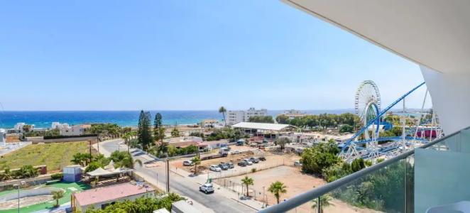 Tasia Maris Oasis - 132