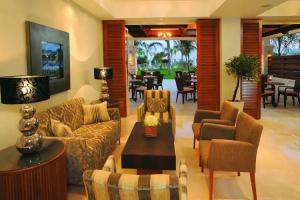 Olympic Bay - Adults Only, Ayia Napa