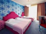 Thematic Triple room
