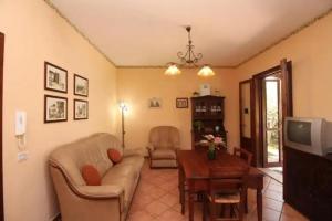 Villa Diana, Campofelice di Roccella