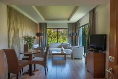 Rodon and Resort - 87