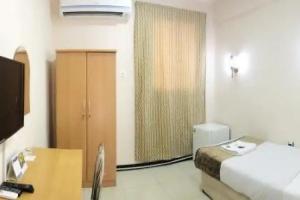 Al Hadow Hotel, Muscat