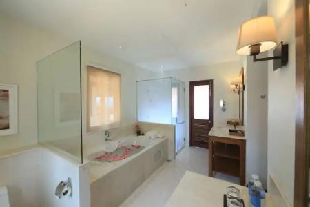 Le Menara Khao Lak - 115