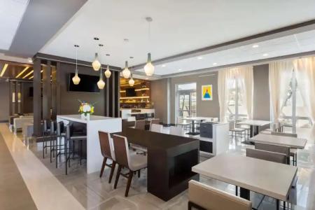 Wingate by Wyndham Miami Airport - 17