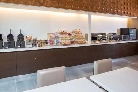 Wingate by Wyndham Miami Airport - 11