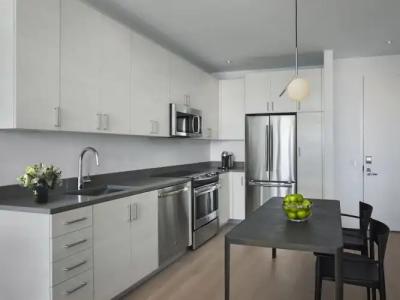 AKA University City - 50