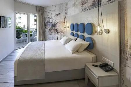 Vangelis & Suites - 53