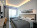 Standard Triple room with balcony