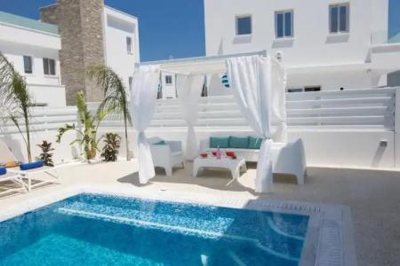 Lantiana Gardens ApartHotel - 36