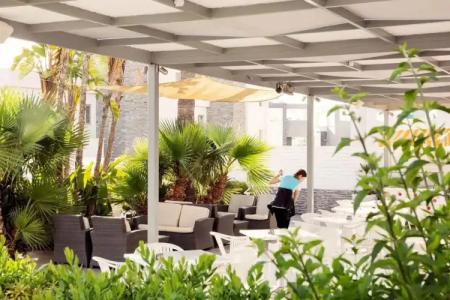 Lantiana Gardens ApartHotel - 25