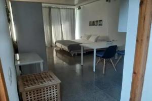 ArtbyPraXis Apartments, Governors Beach