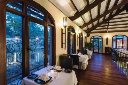 Heritage Suites - 30