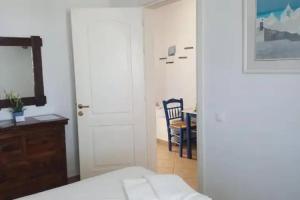 Syros Apartments Suites Chryssonisos Kini, Kinion