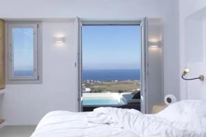 Elysian Santorini Villa, Oia