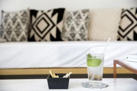 Dreambox Mykonos Suites - 12