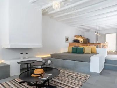 Dreambox Mykonos Suites - 200