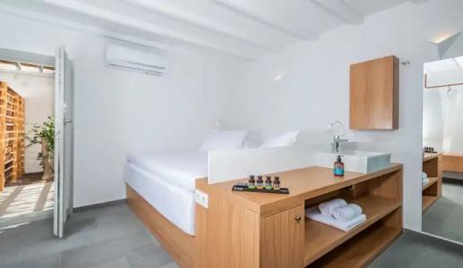 Dreambox Mykonos Suites - 210