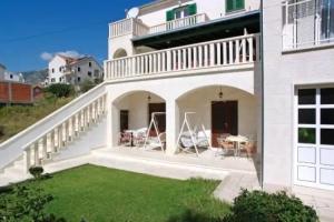 Apartments Villa Adria, Bol