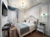 Classic Double room with city view