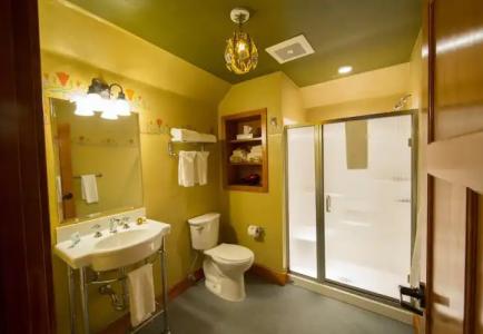 McMenamins Old St. Francis School - 22