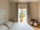 Classic room with garden view