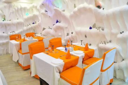 Royal Penguin Boutique & Spa - 27