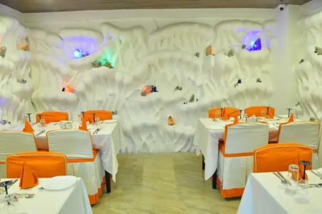 Royal Penguin Boutique & Spa - 30