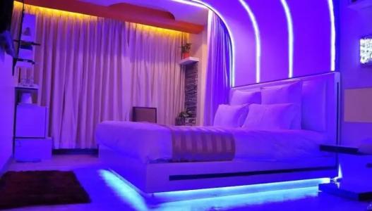 Royal Penguin Boutique & Spa - 58