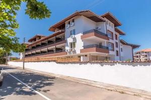 Hotel, Chernomorets