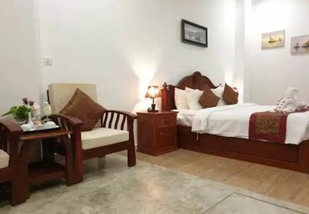 Aristocrat Residence & - 208